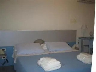 Hotel Rainbow 2*